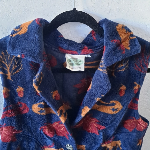 Pine Cone Designs Moose Vest - Picture 3 of 7